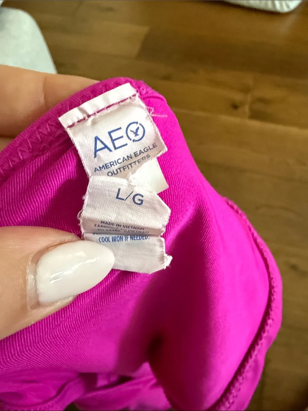 American eagle Women’s Pink Racerback Tank Top - Picture 3 of 3